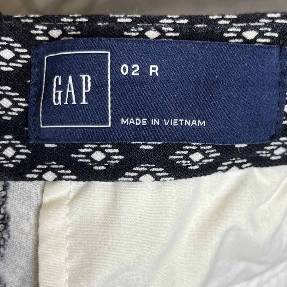 ‎GAP Pants - Picture 7 of 7